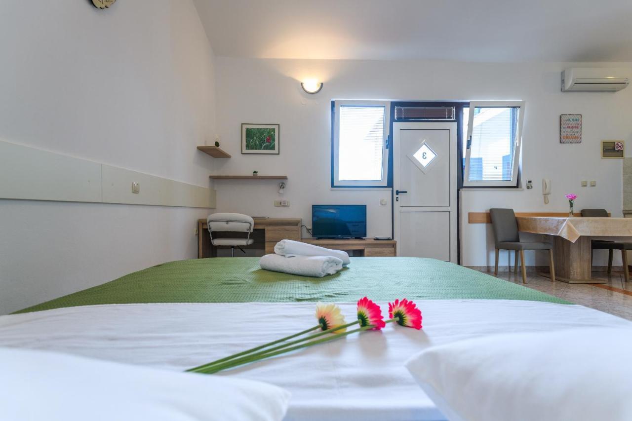 Apartmani Nena Zadar Buitenkant foto