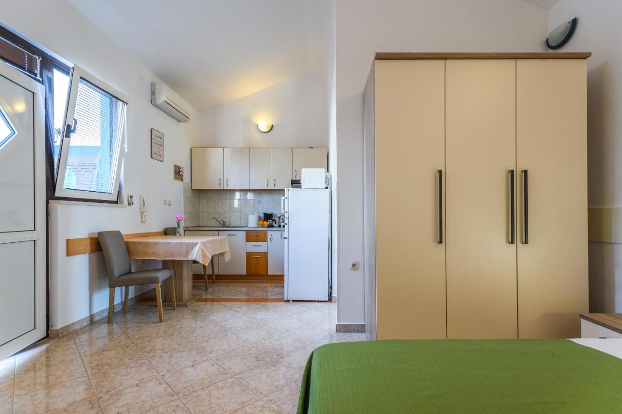 Apartmani Nena Zadar Buitenkant foto